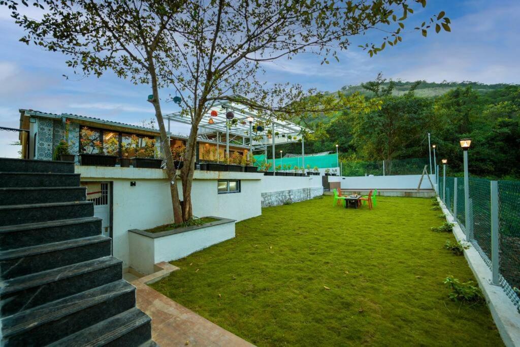 Spicy Mango Lakeside Abode - Luxurious Villa In Pawana Lonavala Bagian luar foto