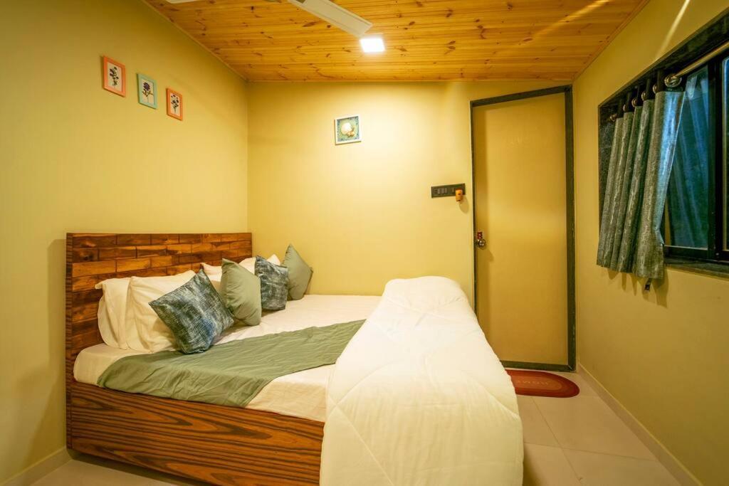 Spicy Mango Lakeside Abode - Luxurious Villa In Pawana Lonavala Bagian luar foto
