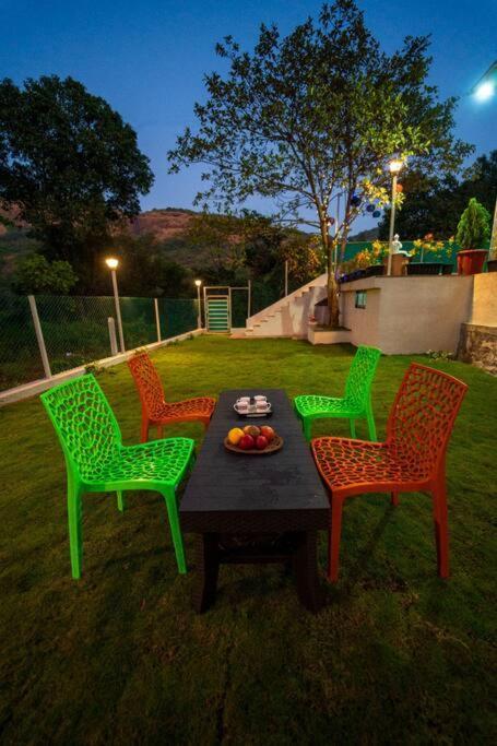 Spicy Mango Lakeside Abode - Luxurious Villa In Pawana Lonavala Bagian luar foto