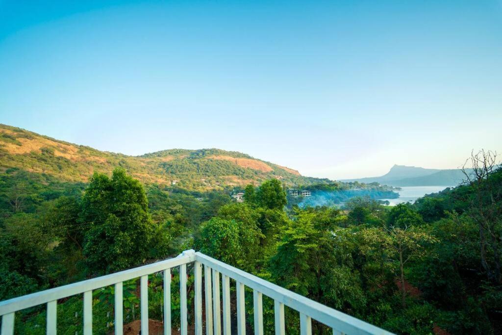 Spicy Mango Lakeside Abode - Luxurious Villa In Pawana Lonavala Bagian luar foto