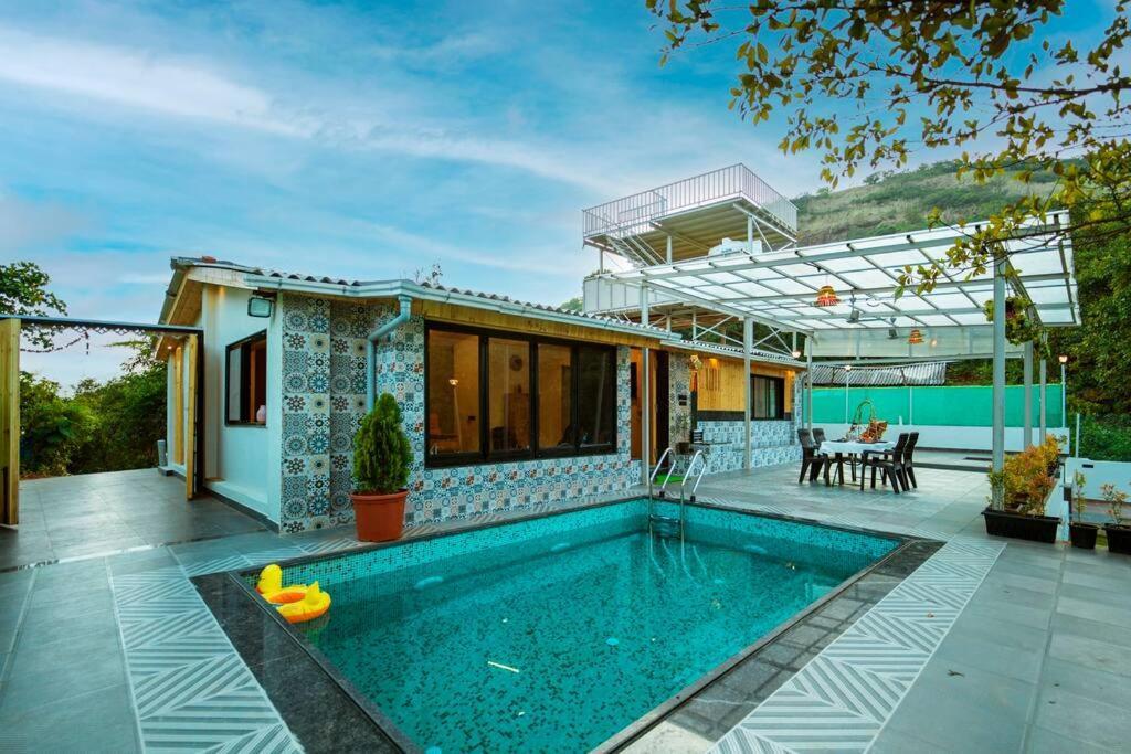 Spicy Mango Lakeside Abode - Luxurious Villa In Pawana Lonavala Bagian luar foto